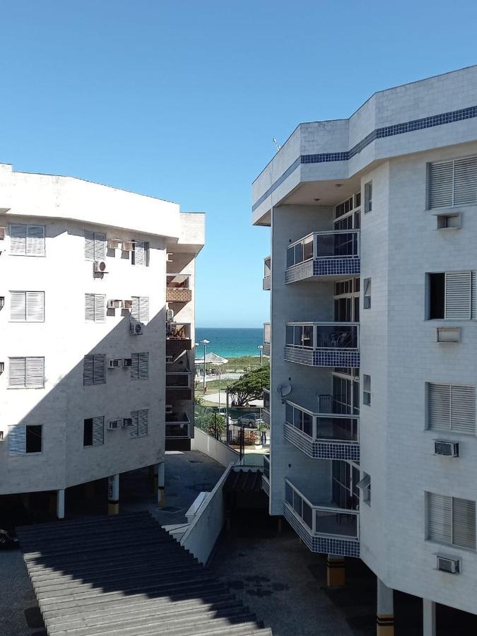Апартаменты Apartamento Com Vista Para Praia Do Forte Em Кабу-Фриу Экстерьер фото